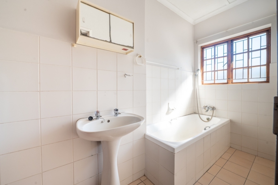 2 Bedroom Property for Sale in Knysna Central Western Cape